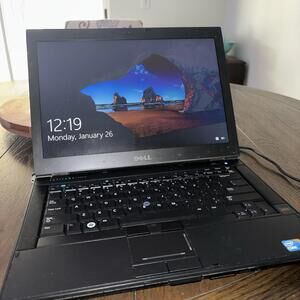 DELL LATITUDE E6410 - Working- 8GB RAM - Charger Battery Included No HD READ!!